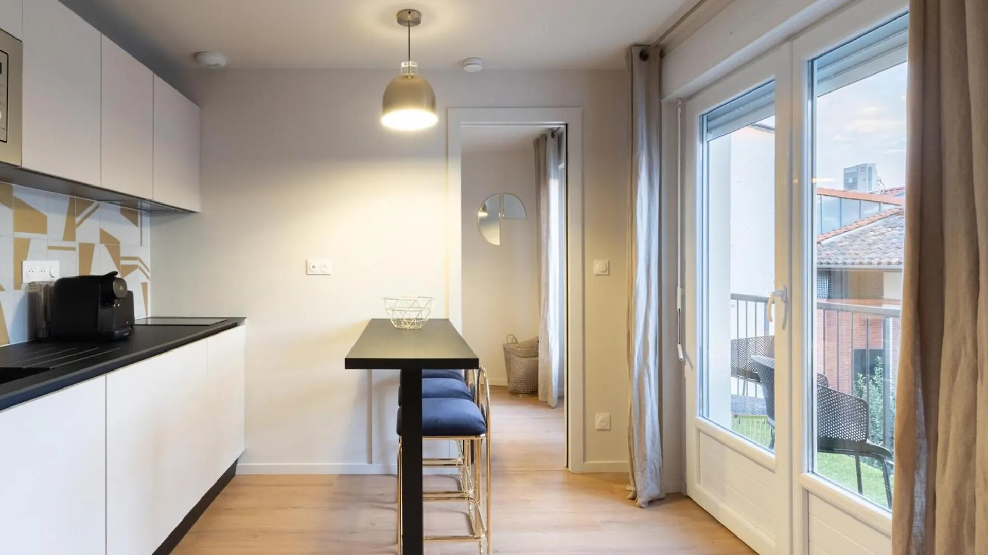 Lägenhet Le Sunny Room - 2 4P - Proche Gare Toulouse