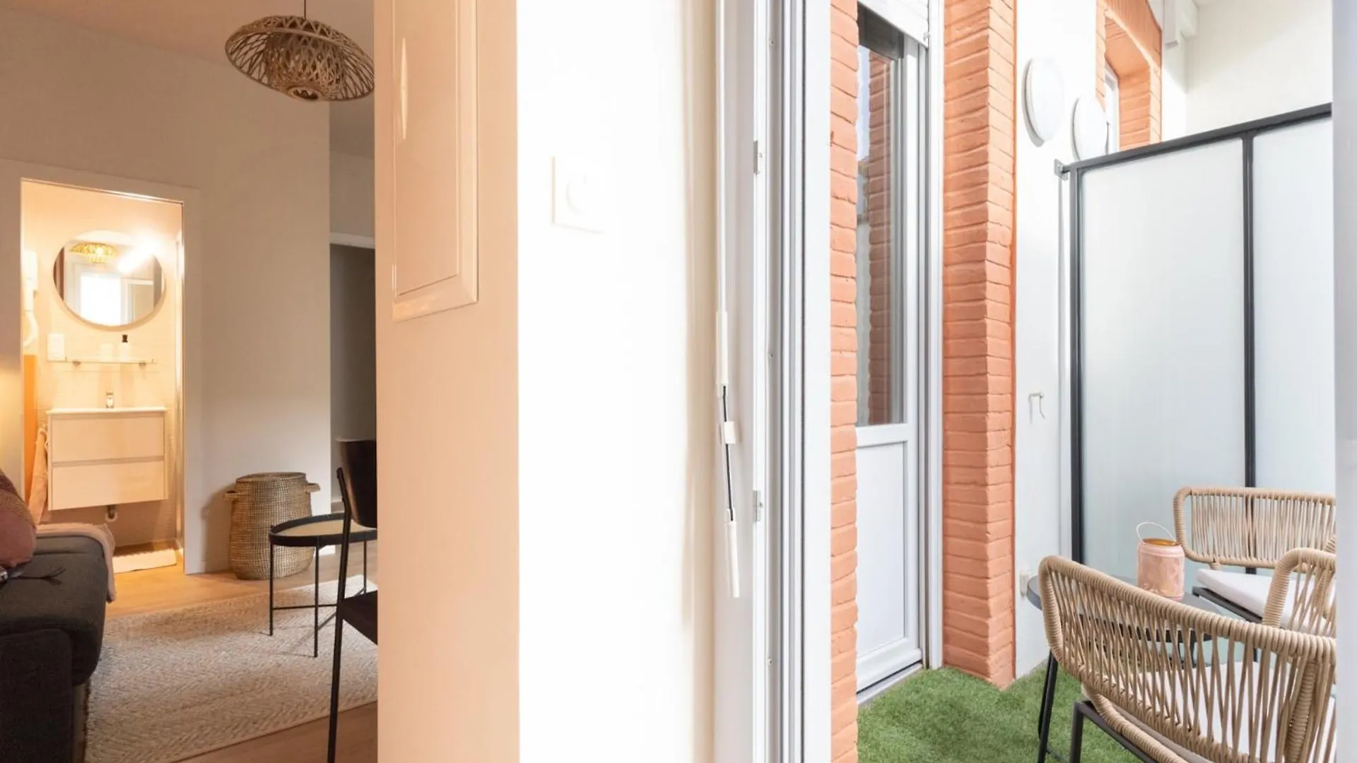 Lägenhet Le Sunny Room - 2 4P - Proche Gare Toulouse Frankrike